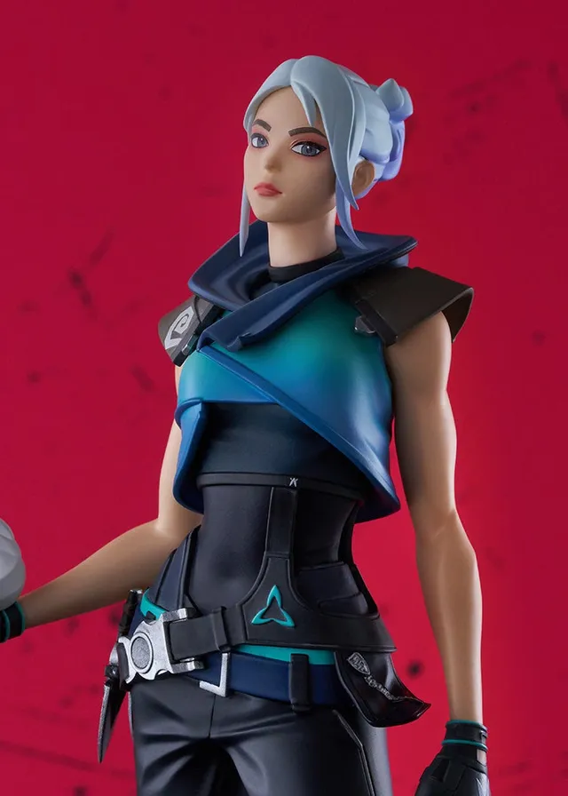 Close-up of Good Smile Company POP UP PARADE SP Jett figure from VALORANT, white hair tied back, blue and black agent outfit with a kunai sheathed at her belt, official product photo